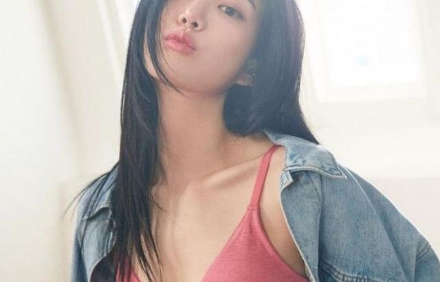 이유비 앳스타일 2021 2월