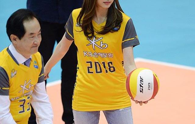 김연아  청바지 핏.jpg