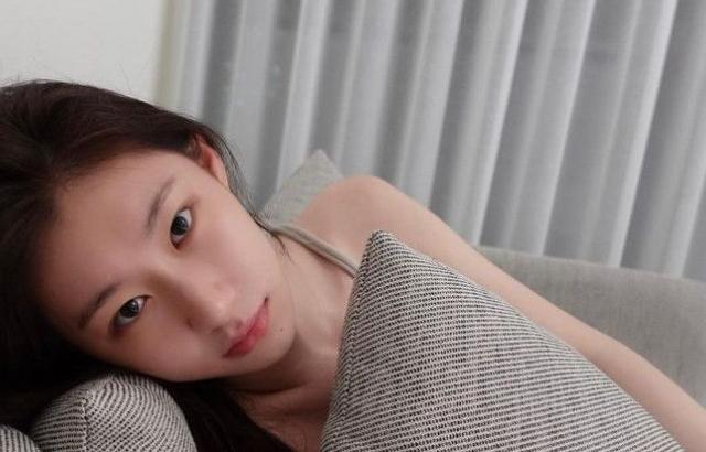 채령 인스타
