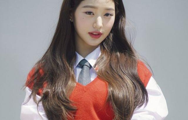 빨간 깔맞춤한 원영이