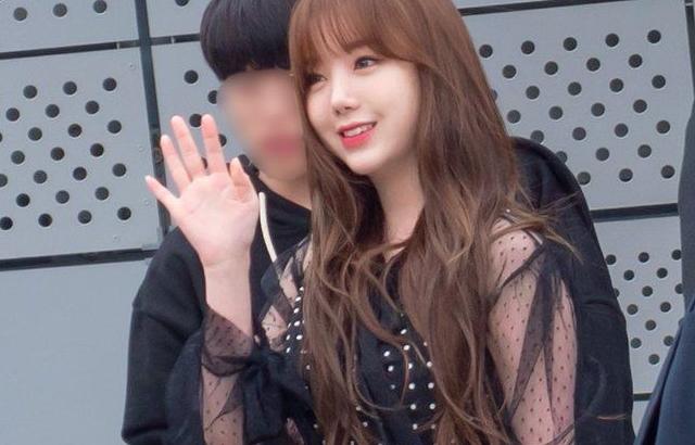 러블리즈 모닝케이 김지연