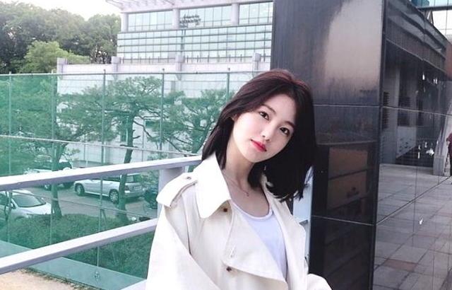 여대생 신예은