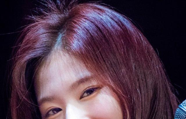 트와이스 사나