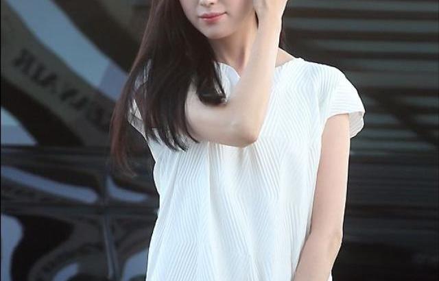 한효주 역대급으로 청순했던 공항패션