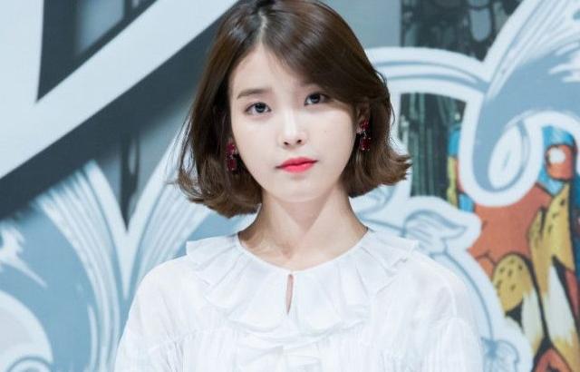 단발머리유