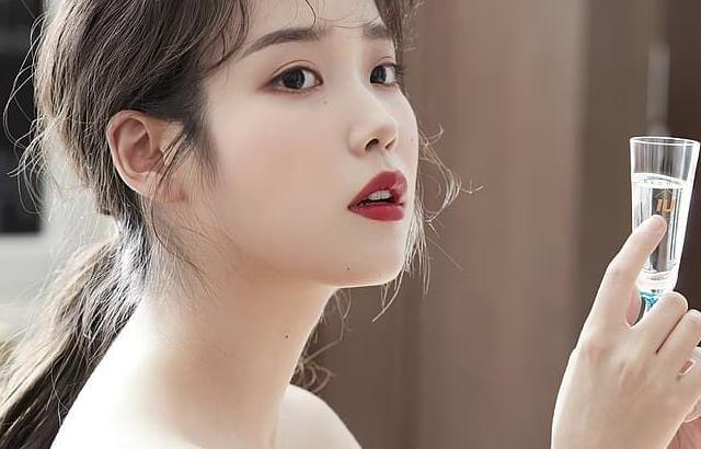 아이유 포토.