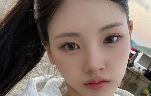 베이비돈크라이 이현