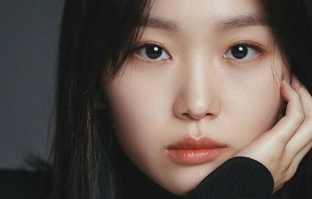 진기주.jpg