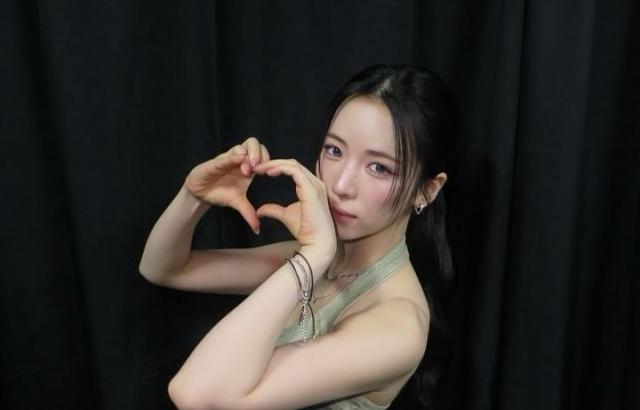 니쥬 (NiziU) 마야