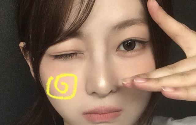 앳하트 봄, 미치