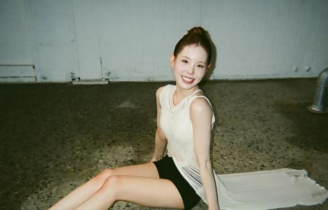 니쥬 (NiziU)