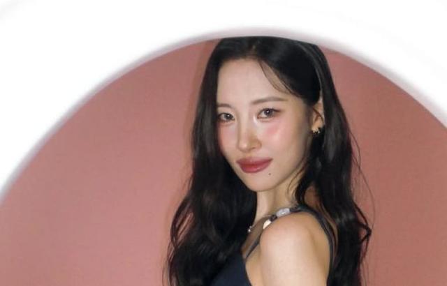 선미 (SUNMI)