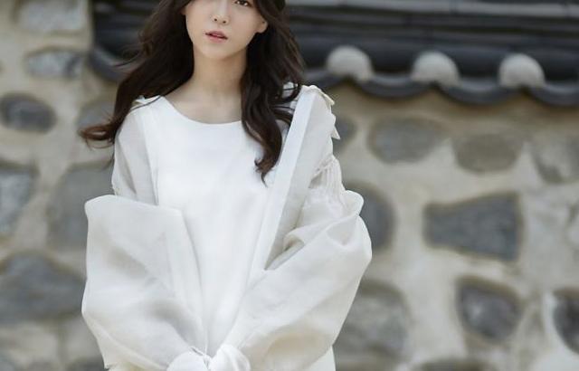 김지은.jpg