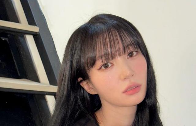 유빈 오마이걸 인별/ with 나윤 모모랜드