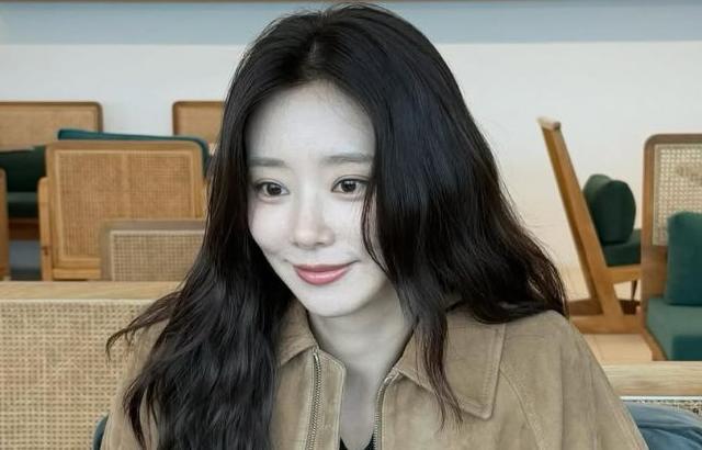 이주빈