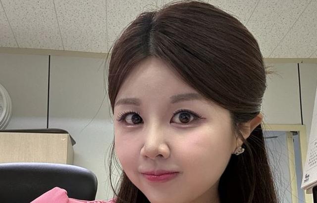 남윤선 기상캐스터