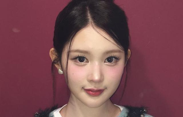 하츠투하츠 에이나