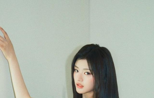 피프티피프티 아테나