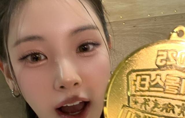 베이비돈크라이 이현