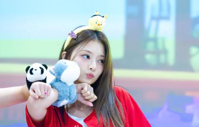 프로미스나인 이나경