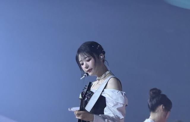 [QWER] 히나