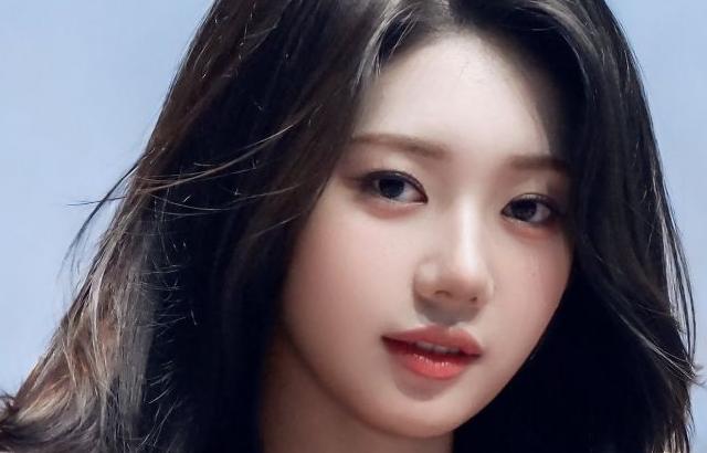 베이비몬스터 로라