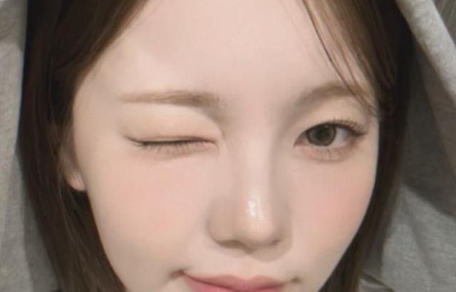 니쥬 (NiziU) 아야카