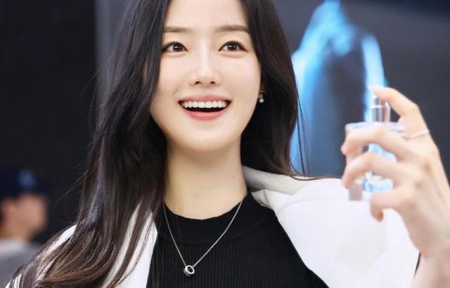 손민정 아나운서