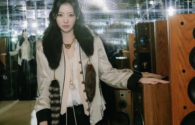 MEOVV (미야오) 안나