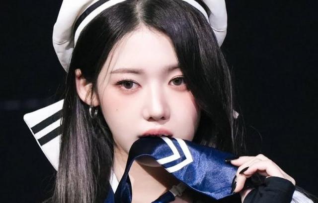 BABYMONSTER (베이비몬스터) 로라