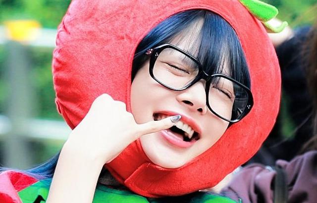 르세라핌 홍은채