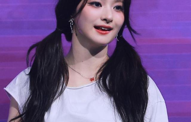 프로미스나인 이나경
