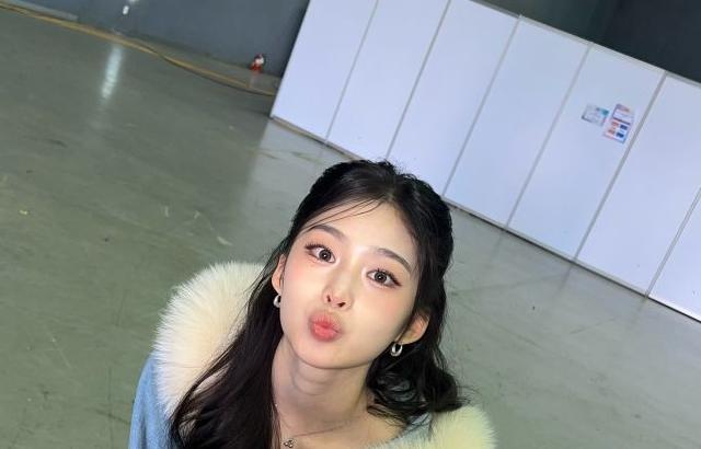 베이비돈크라이 베니, 이현