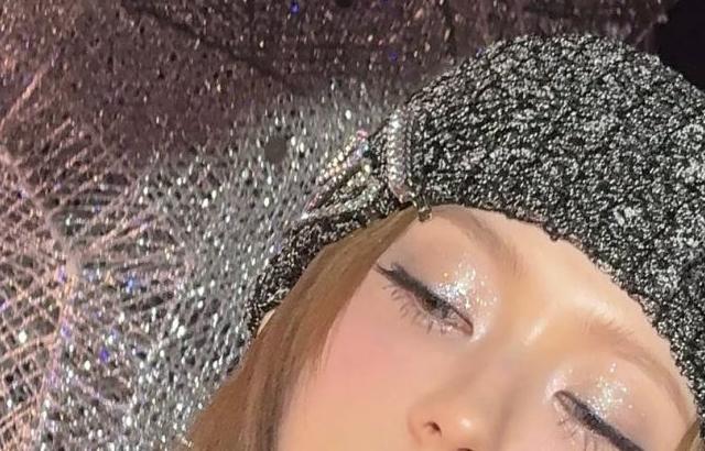 피프티피프티 문샤넬