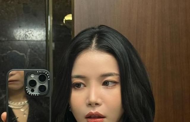 마마무 솔라 SNS