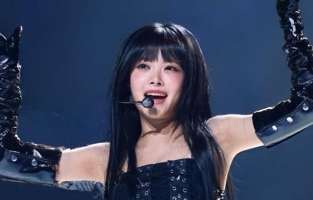 르세라핌 홍은채 생일