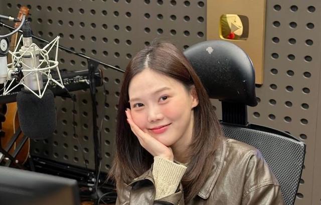 효정 오마이걸 with 있지 볼륨읖높여요/ 미미 푹쉬면다행이야