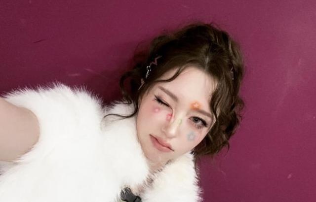 피프티피프티 문샤넬