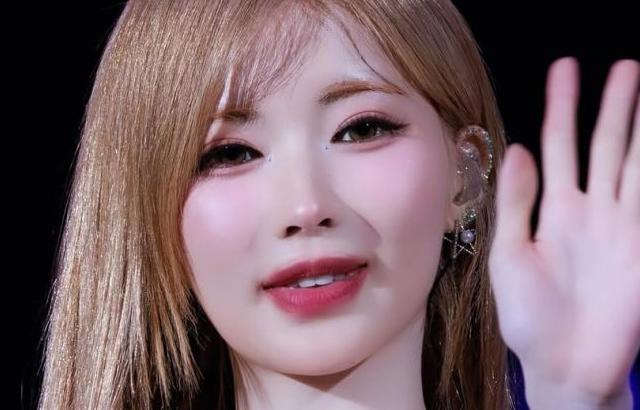 BABYMONSTER (베이비몬스터) 아사