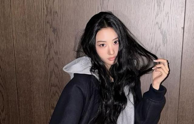 MEOVV (미야오) 가원