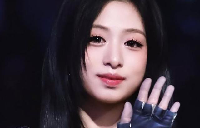 BABYMONSTER (베이비몬스터) 아현