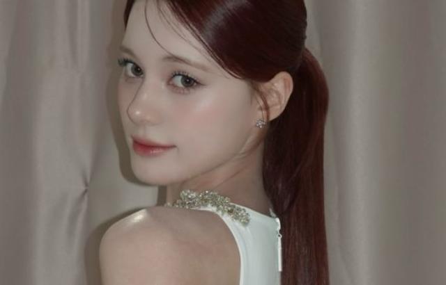 니쥬 (NiziU) 니나