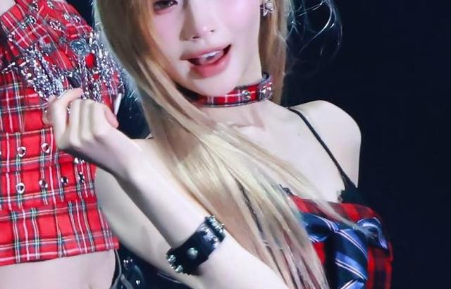 BABYMONSTER (베이비몬스터) 아사