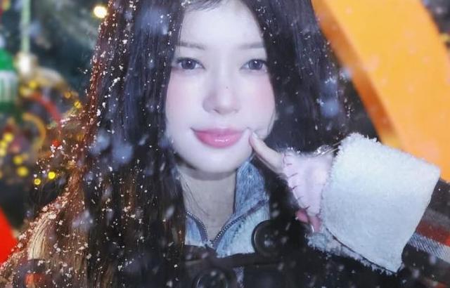 아일릿 (ILLIT) 모카