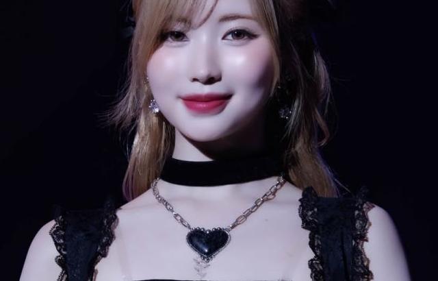 BABYMONSTER (베이비몬스터) 아사