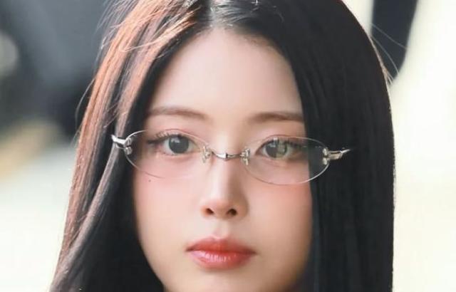 NMIXX (엔믹스) 지우