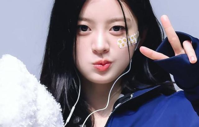 아일릿 (ILLIT) 민주