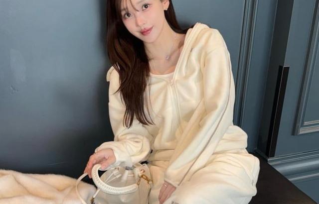 김윤희 아나운서