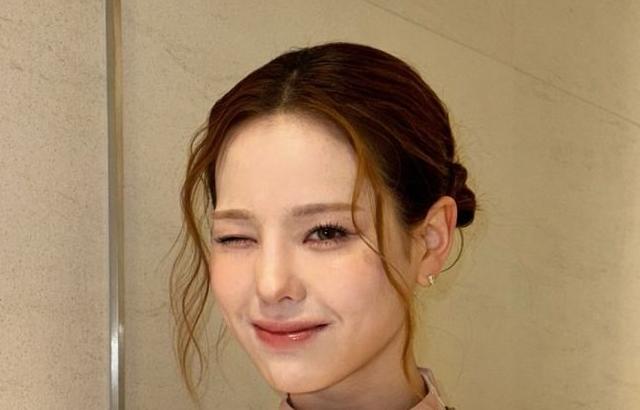 니쥬 (NiziU) 마코