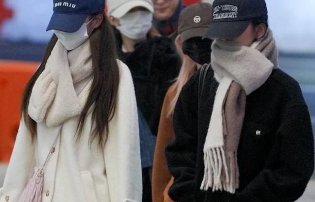 아이브 장원영 오늘 출국